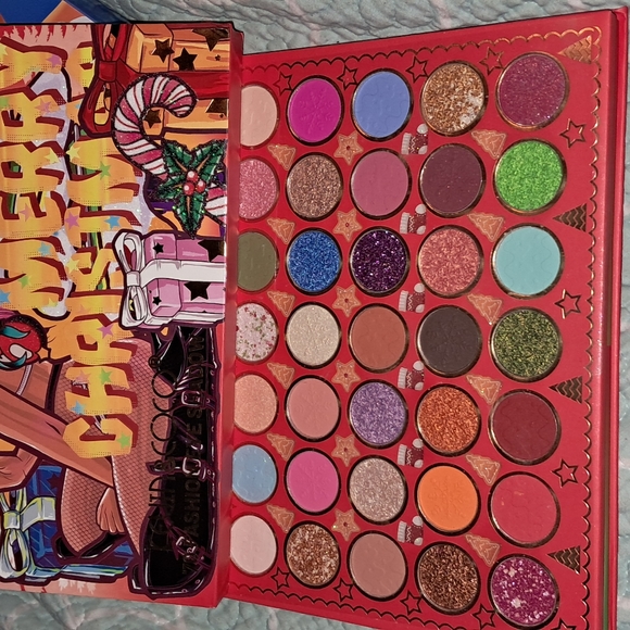 Christmas Edition】70-Color Christmas Wonderland Eyeshadow Palette - Picture 2 of 2